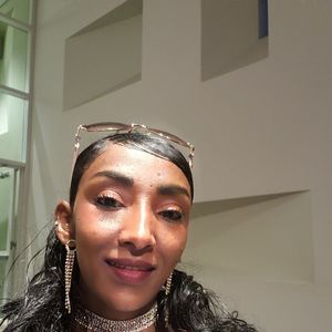 Meet your Posher, Faith